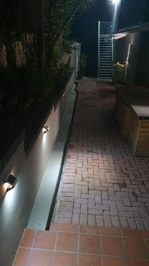 Modern Solar Powered 1 Bed Studio Apartment With Amazing Views بليتنبيرغ باي المظهر الخارجي الصورة